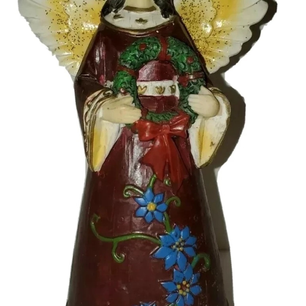 Angel Figurine Wreath and Floral Design Resin 8.5” Christmas Decoration
